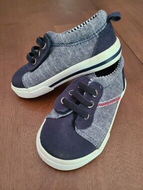 Wonder Nation Toddler Boy Denim Chambray Cap Toe Sneaker Size 5 EUC